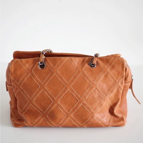 Chanel Ligne diamond stitch shoulder bag - Picture 6 of 13